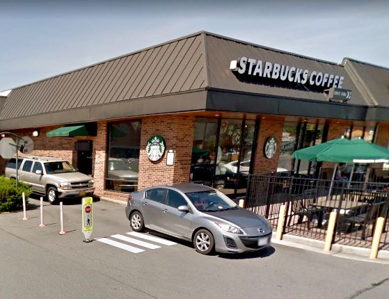 Starbucks Greenbriar Town Center | Fairfax, VA